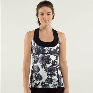 Lululemon scoop neck tank